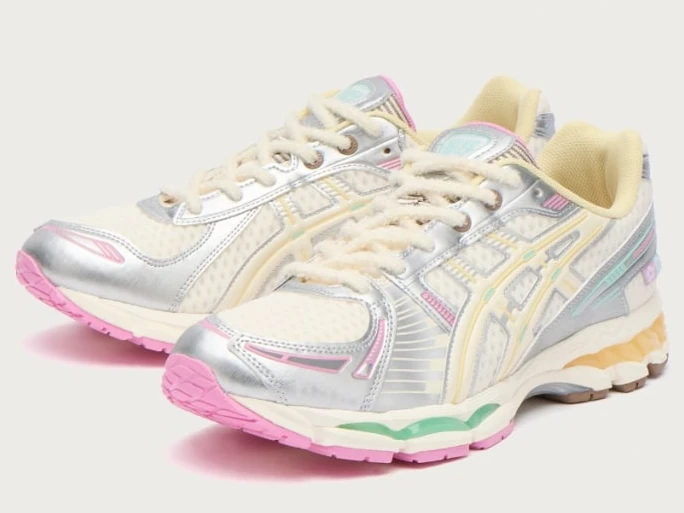 VANDYTHEPINK x ASICS GEL-KAYANO 12.1: Um toque Vanilla inspirado em sorvete — 1203B302-100
