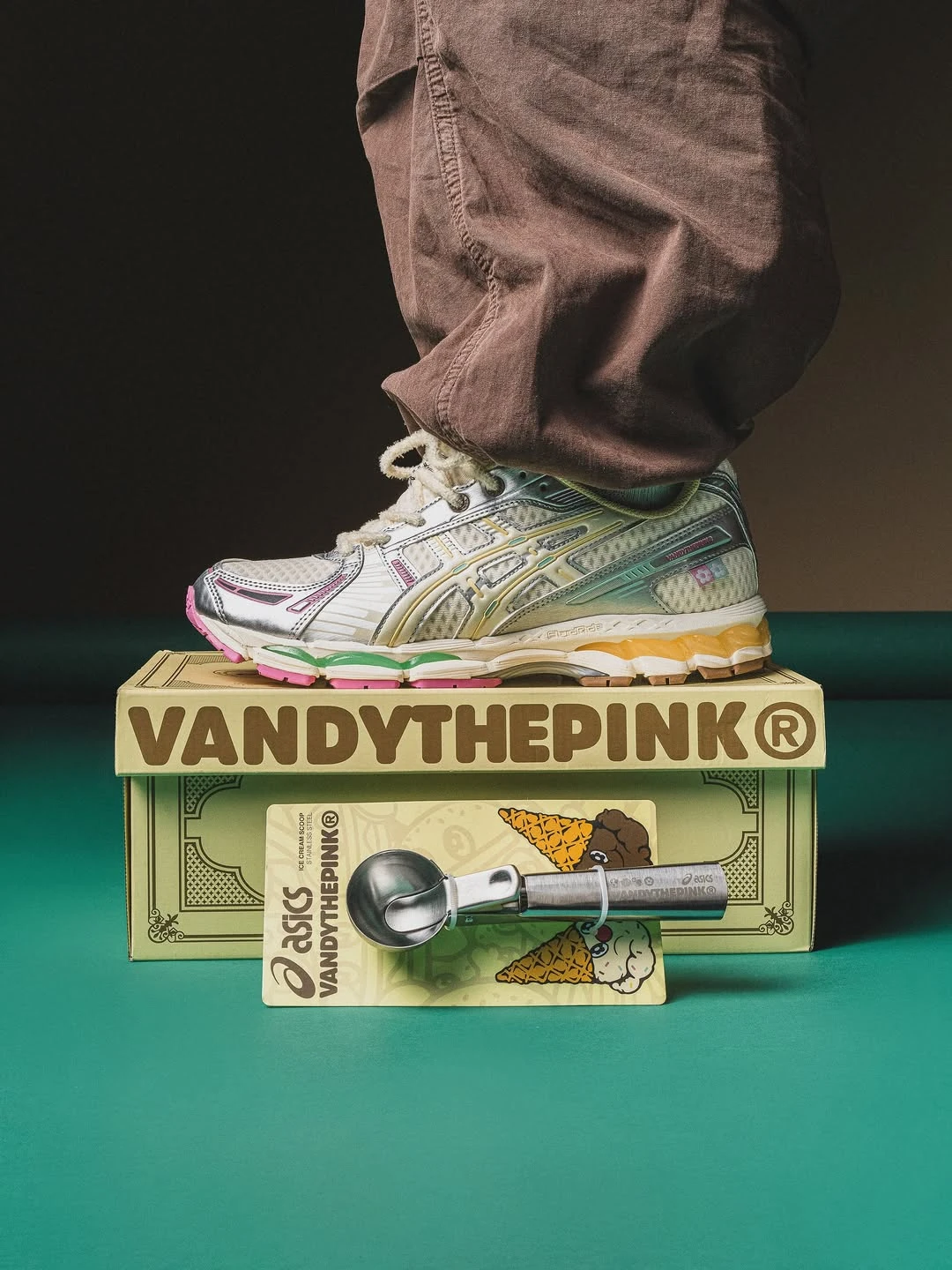 VANDYTHEPINK x ASICS GEL-KAYANO 12.1: A Vanilla Design Inspired by Ice — 1203B302-100